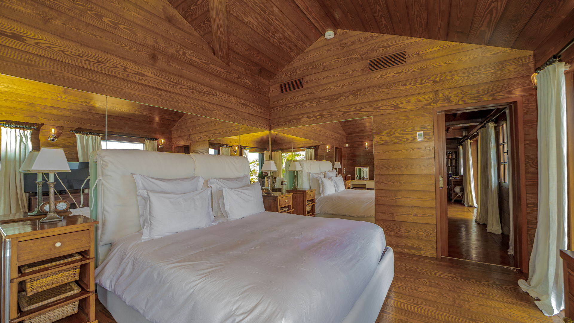 Nureyev - 4-bedroom luxury villa in Nureyev                                                 Toiny - Image 46