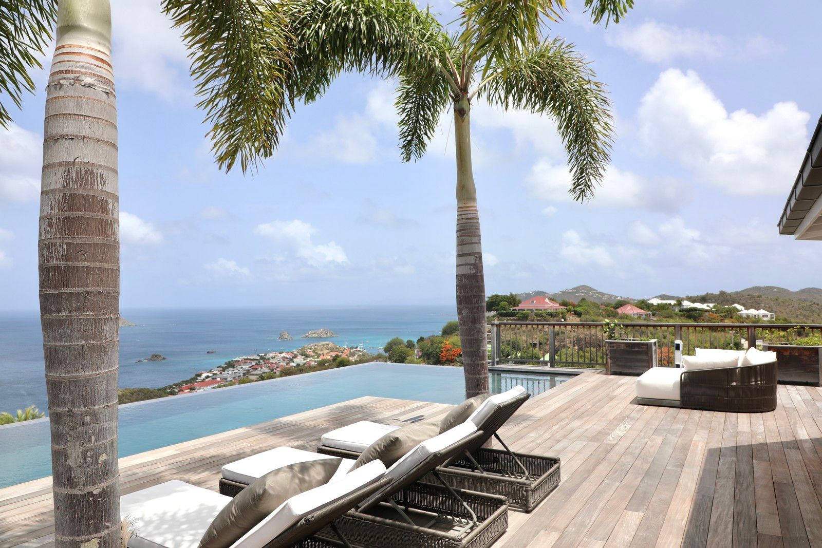 Etoile Brillante - 5-bedroom luxury villa in Etoile Brillante

        
        
            
                Lurin - Image 7