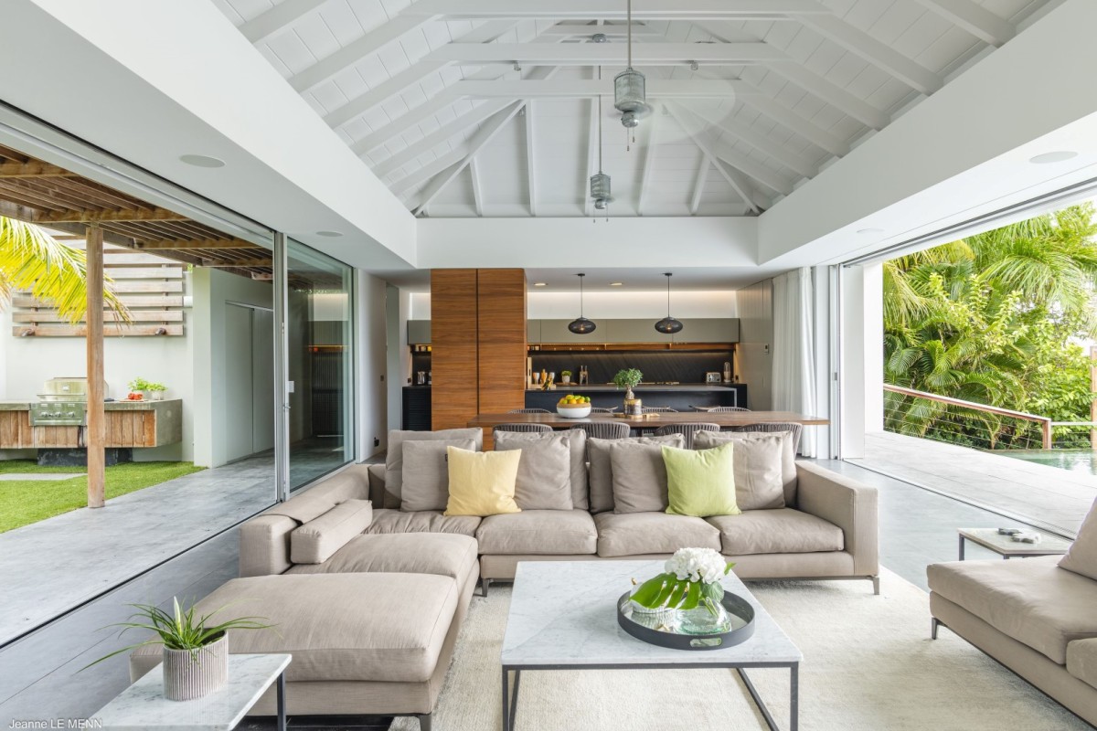 La Bakea - 4-bedroom luxury villa in La Bakea

        
        
            
                Anse - Image 11