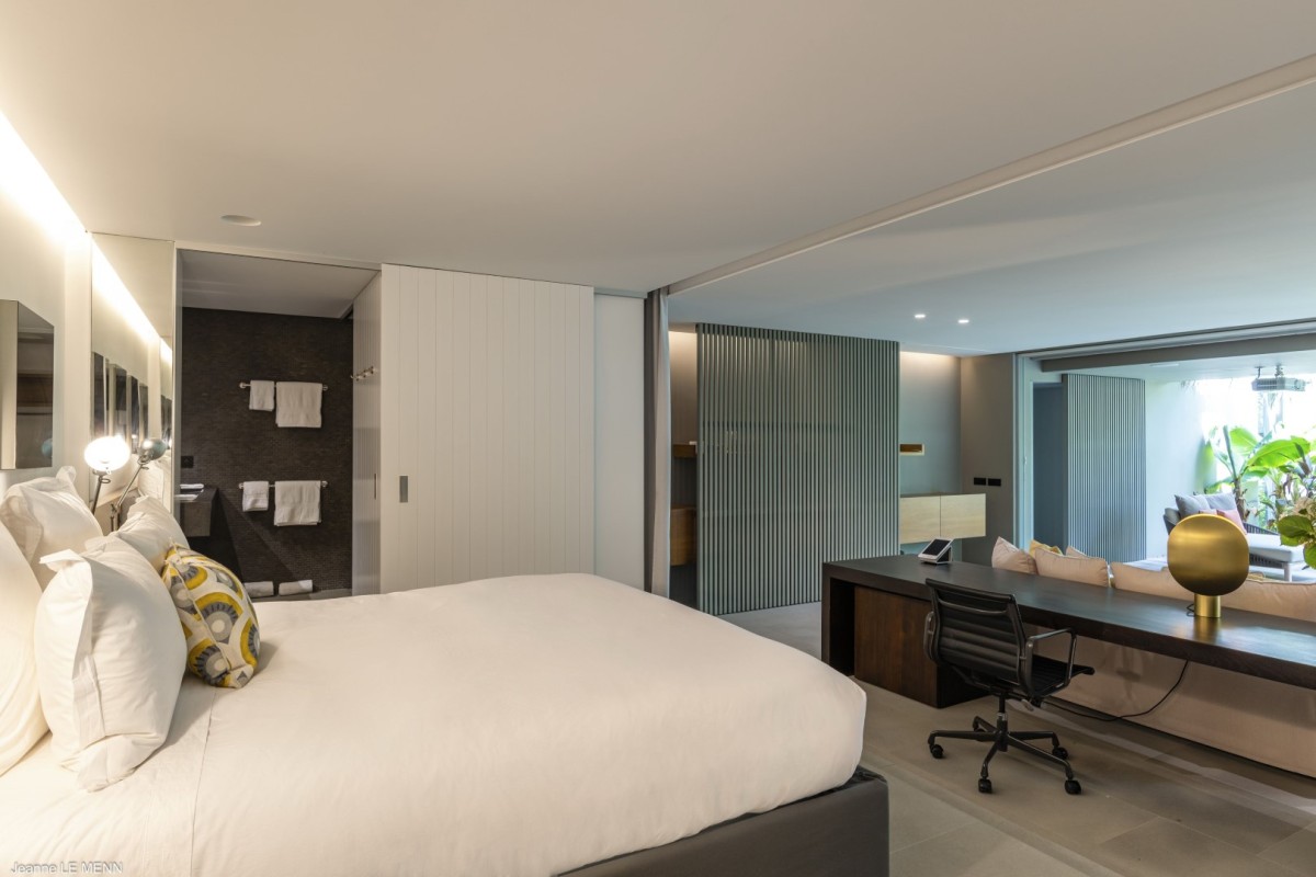 La Bakea - 4-bedroom luxury villa in La Bakea

        
        
            
                Anse - Image 12