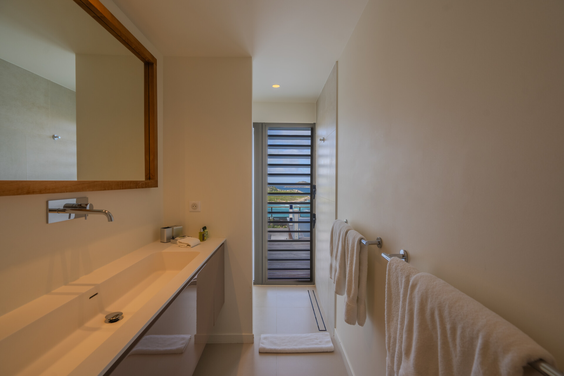 A View - 4-bedroom luxury villa in View                                                 Saint Jean - Image 10