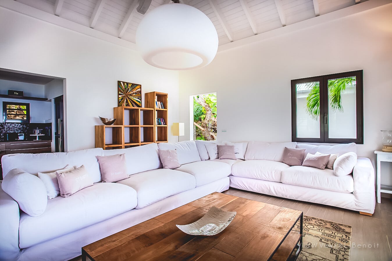 A View - 4-bedroom luxury villa in View                                                 Saint Jean - Image 19