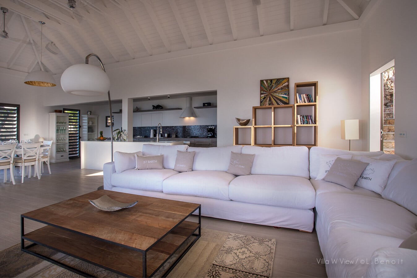 A View - 4-bedroom luxury villa in View                                                 Saint Jean - Image 20