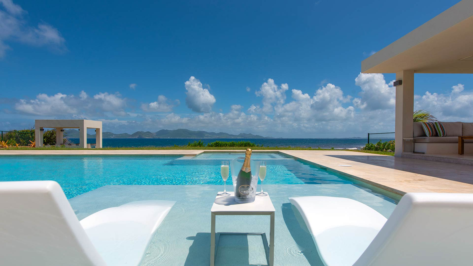 Round Rock - Image 2