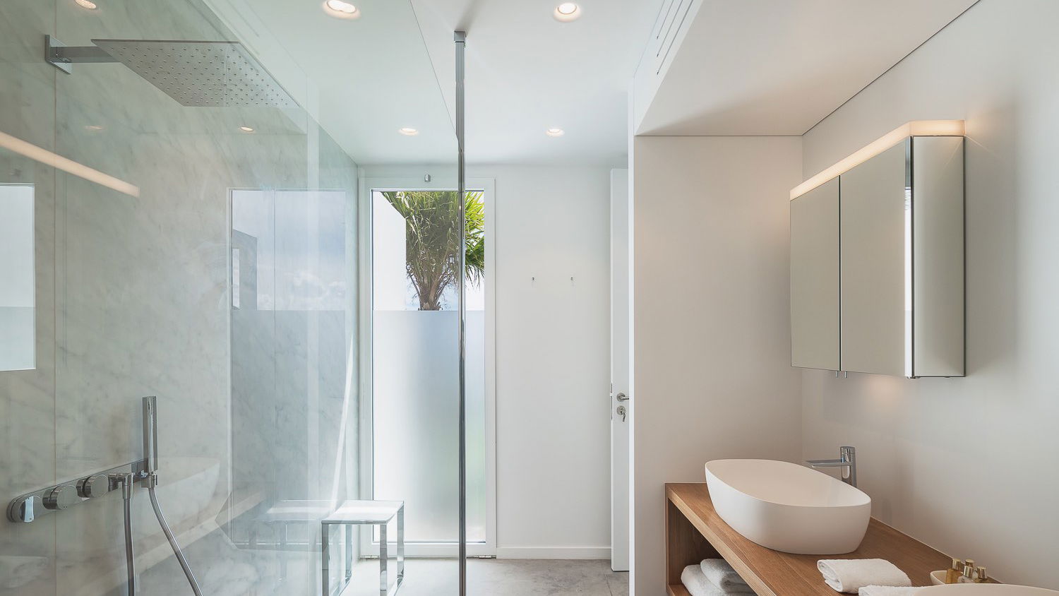 Celadon - 5-bedroom luxury villa in Celadon
Mont Jean - Image 26