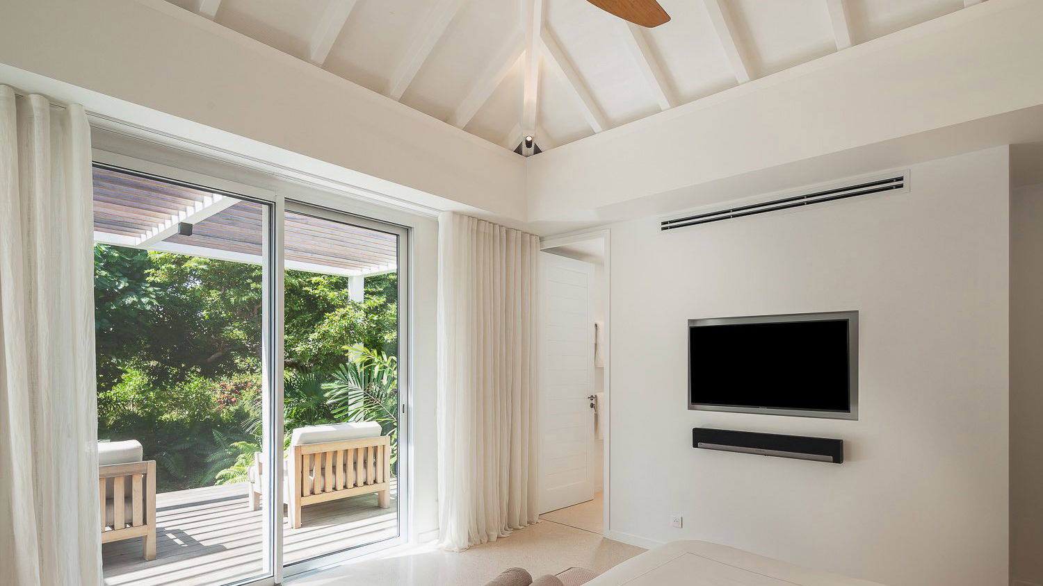 Celadon - 5-bedroom luxury villa in Celadon
Mont Jean - Image 40