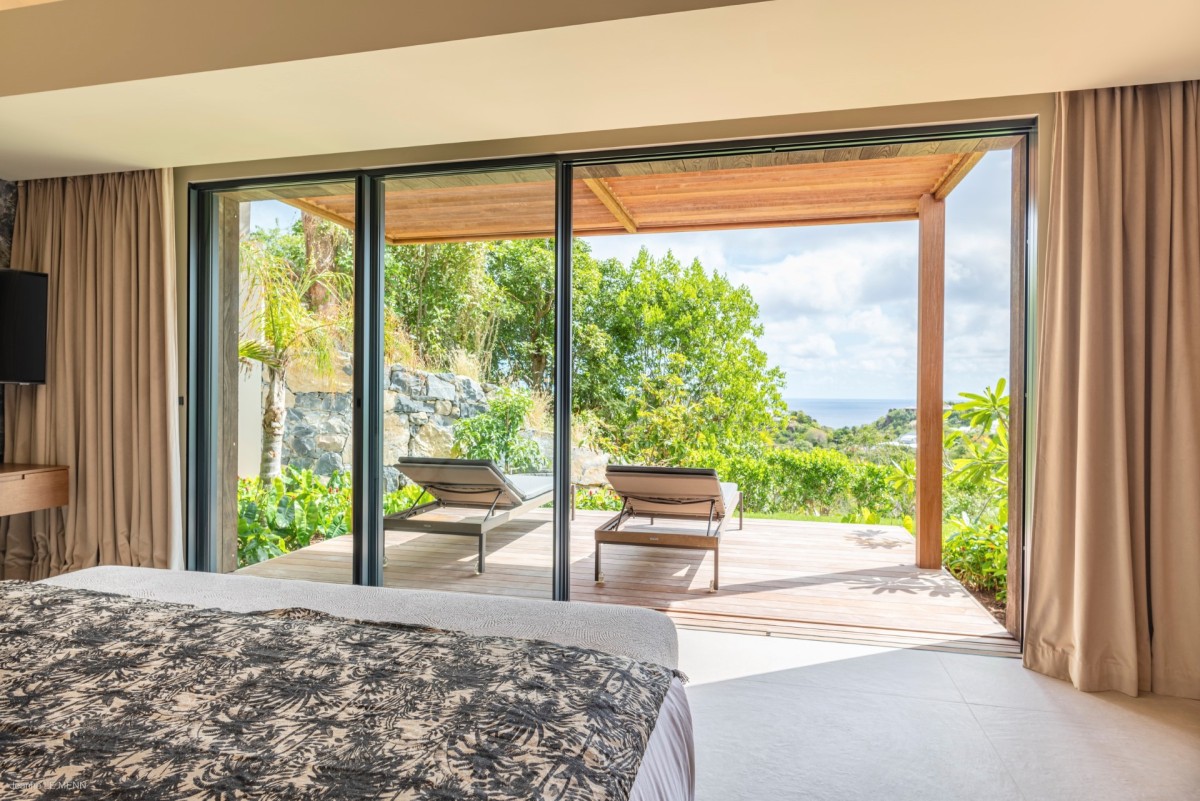 Eva - 5-bedroom luxury villa in Colombier - Image 7