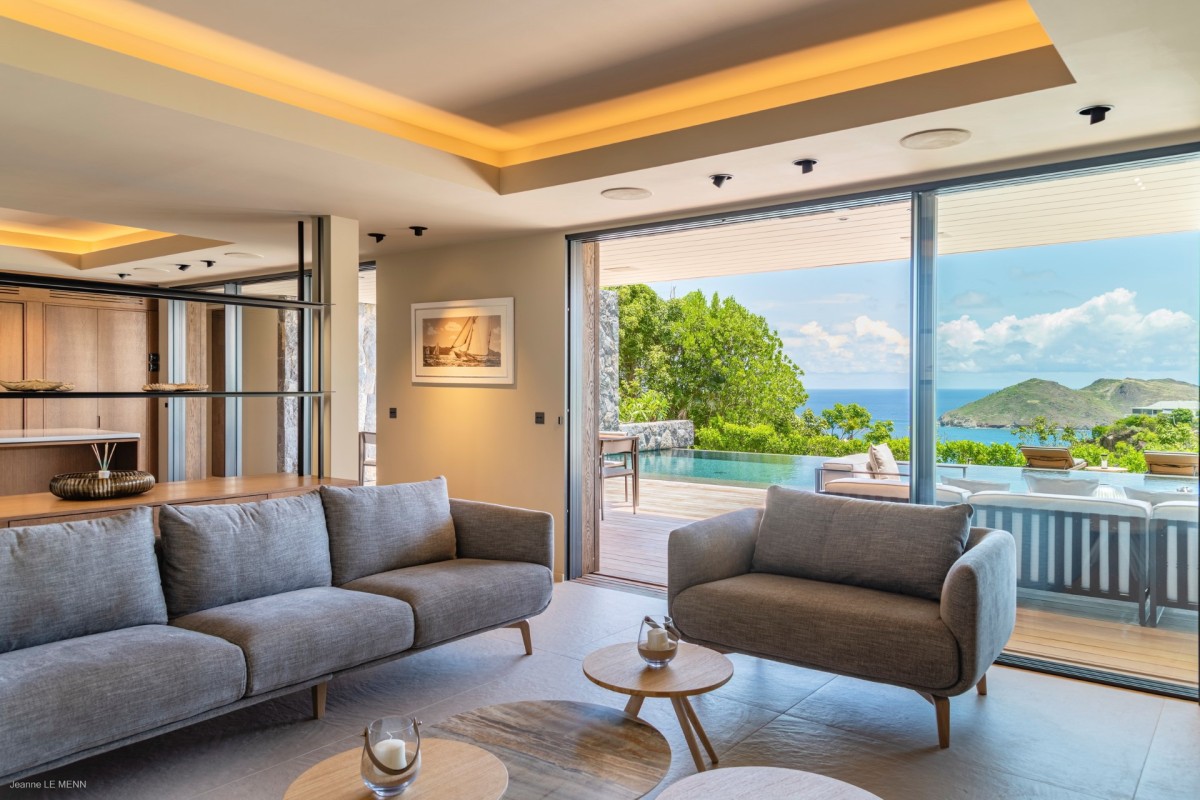 Eva - 5-bedroom luxury villa in Colombier - Image 8