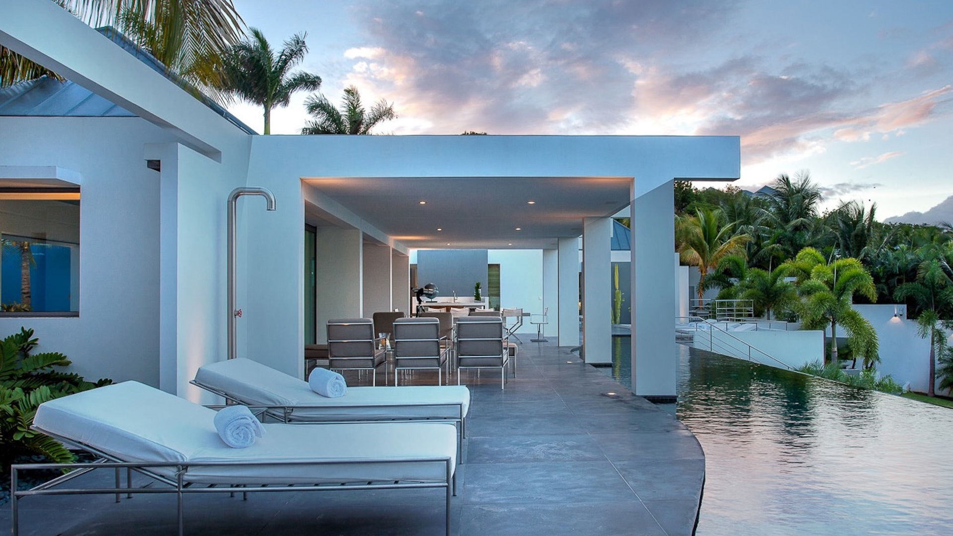 Nirvana - 5-bedroom luxury villa in Nirvana

        
        
            
                Lurin - Image 59