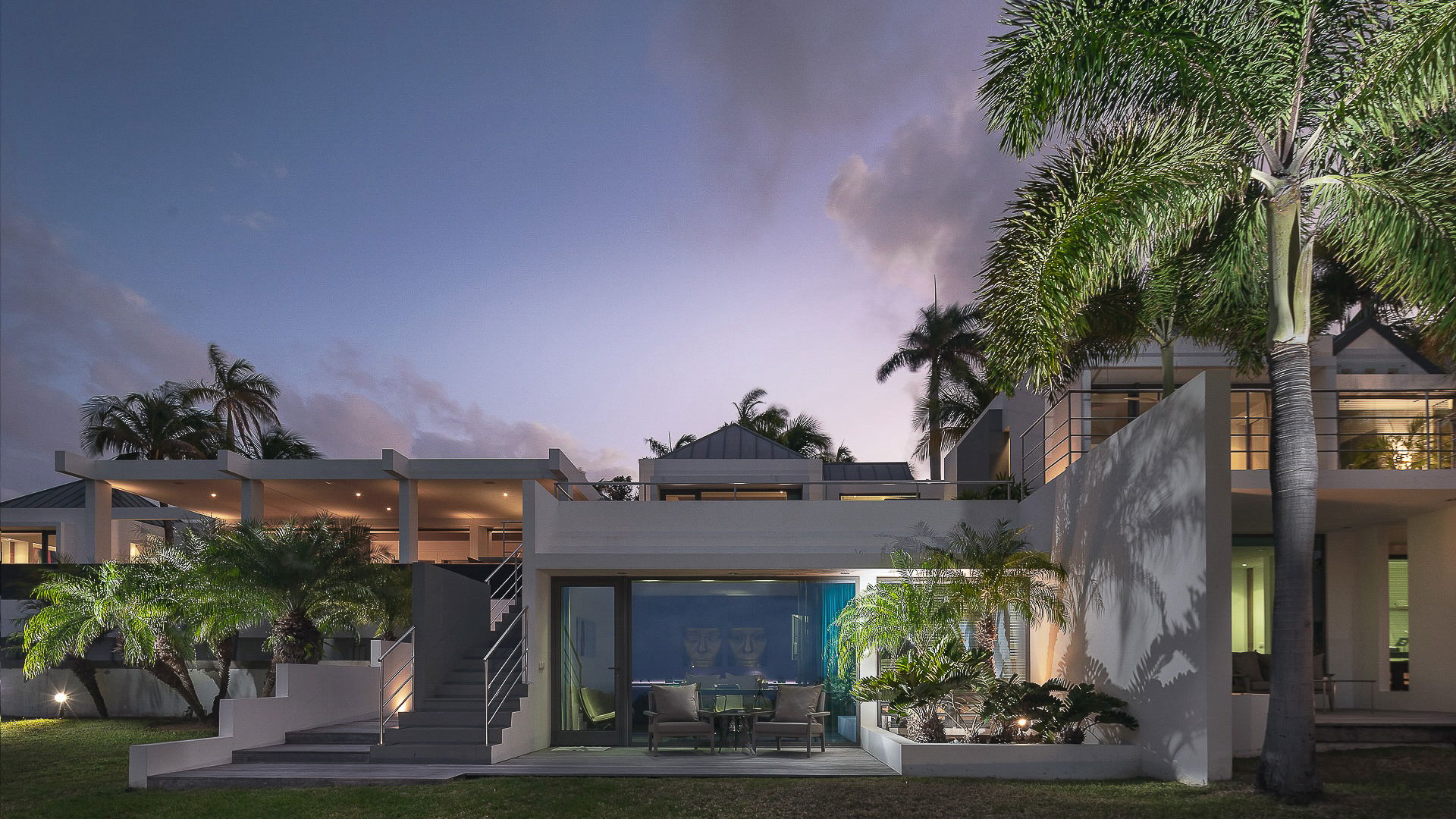 Nirvana - 5-bedroom luxury villa in Nirvana

        
        
            
                Lurin - Image 146