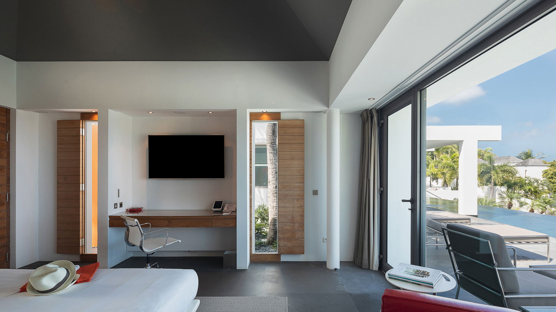 Nirvana - 5-bedroom luxury villa in Nirvana

        
        
            
                Lurin - Image 20