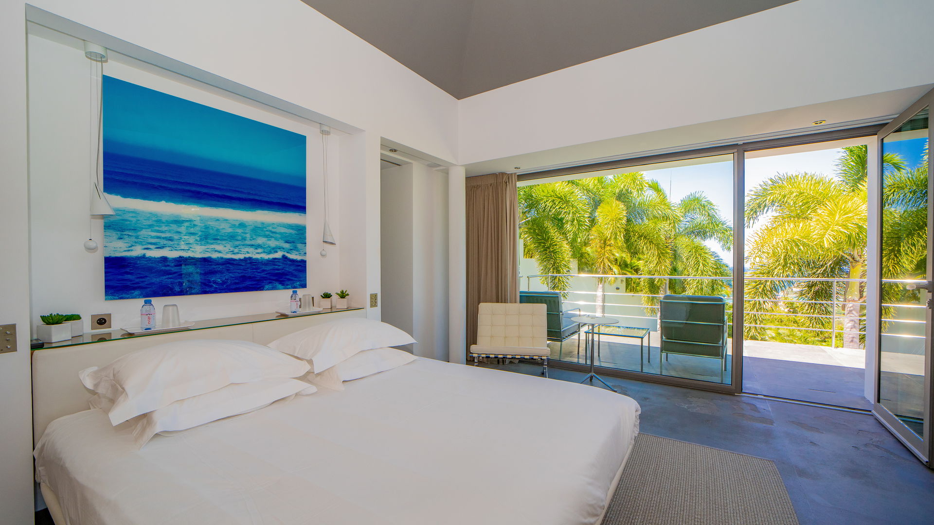 Nirvana - 5-bedroom luxury villa in Nirvana

        
        
            
                Lurin - Image 32