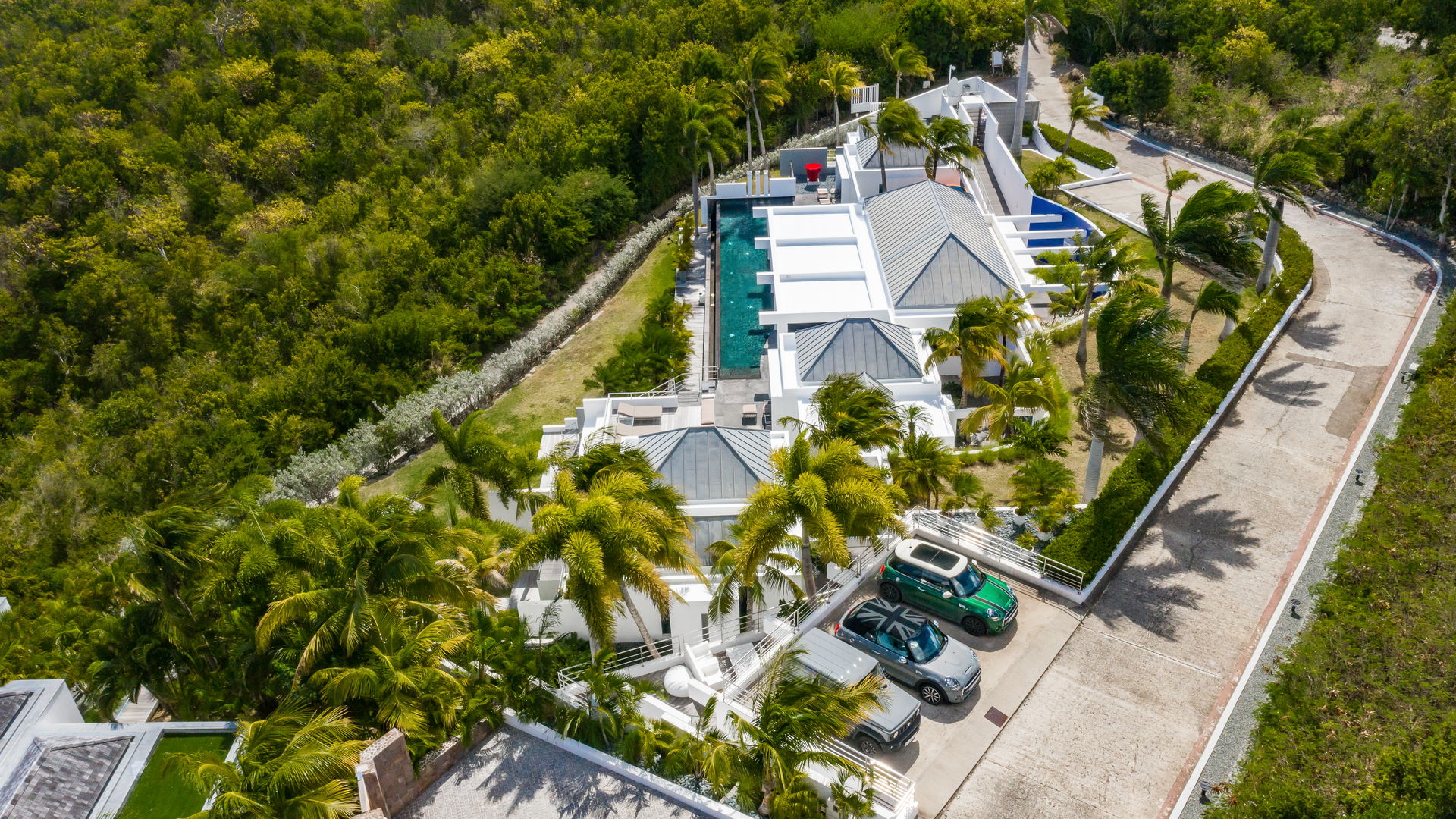 Nirvana - 5-bedroom luxury villa in Nirvana

        
        
            
                Lurin - Image 124