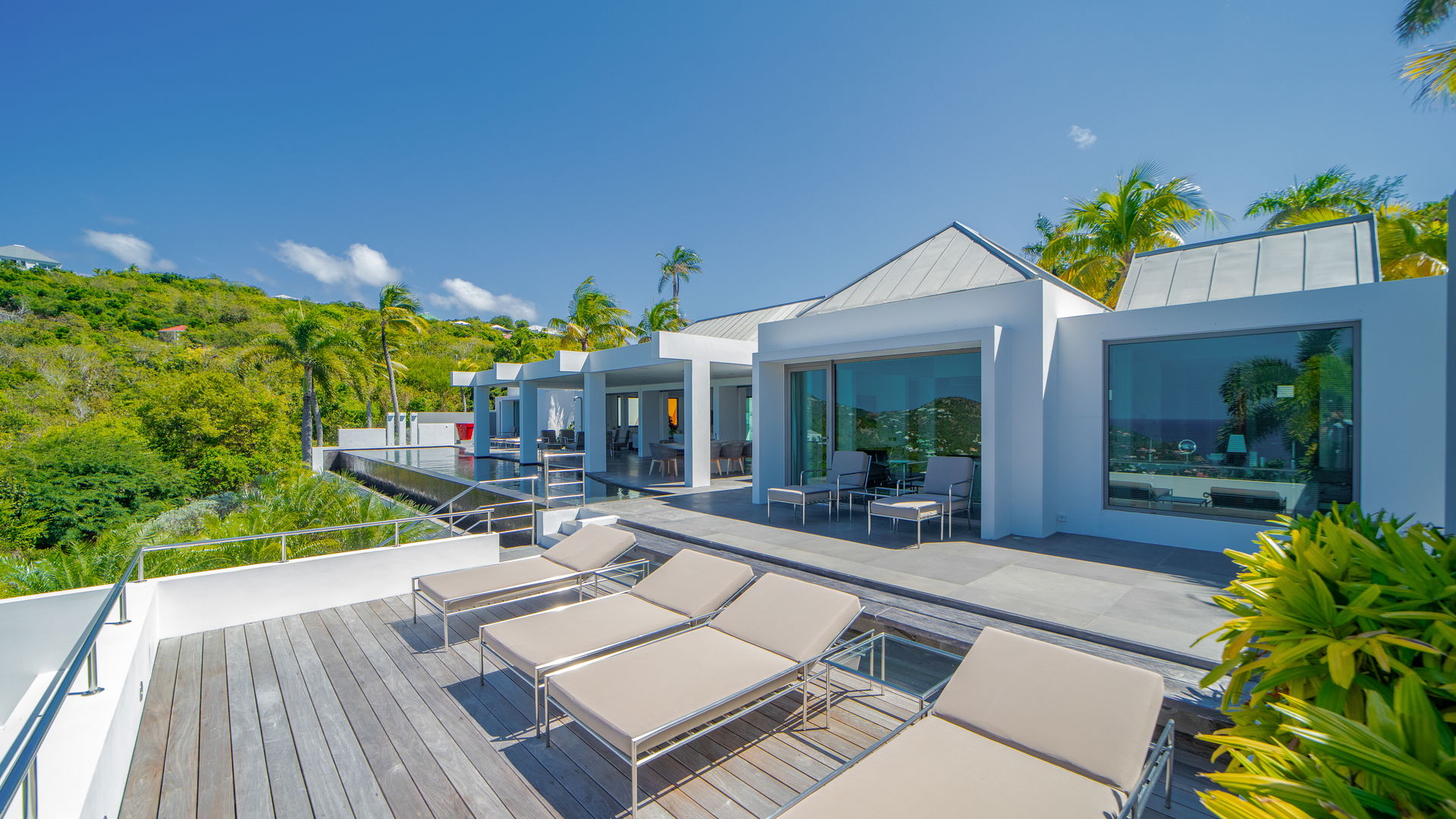 Nirvana - 5-bedroom luxury villa in Nirvana

        
        
            
                Lurin - Image 97