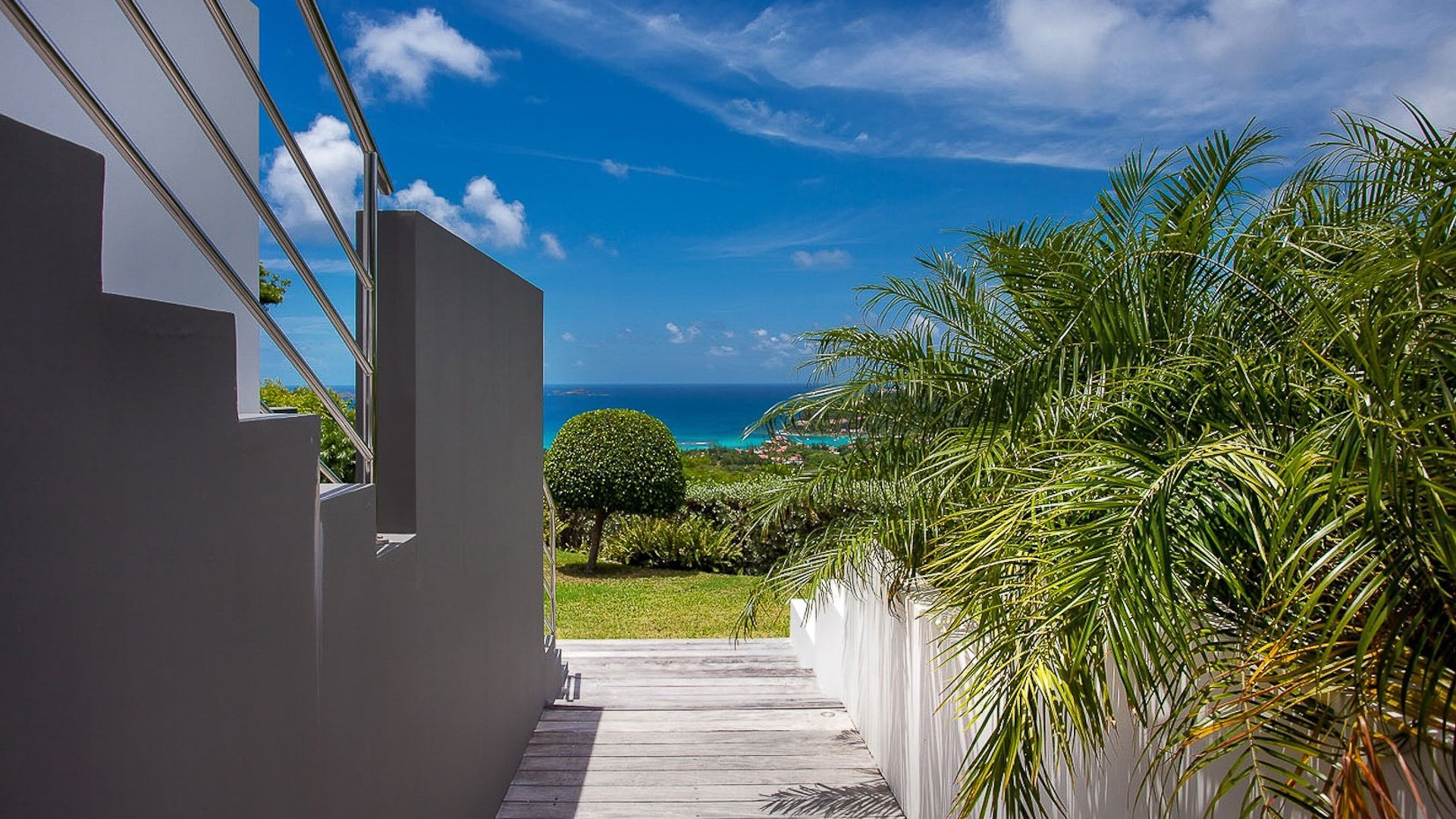 Nirvana - 5-bedroom luxury villa in Nirvana

        
        
            
                Lurin - Image 136