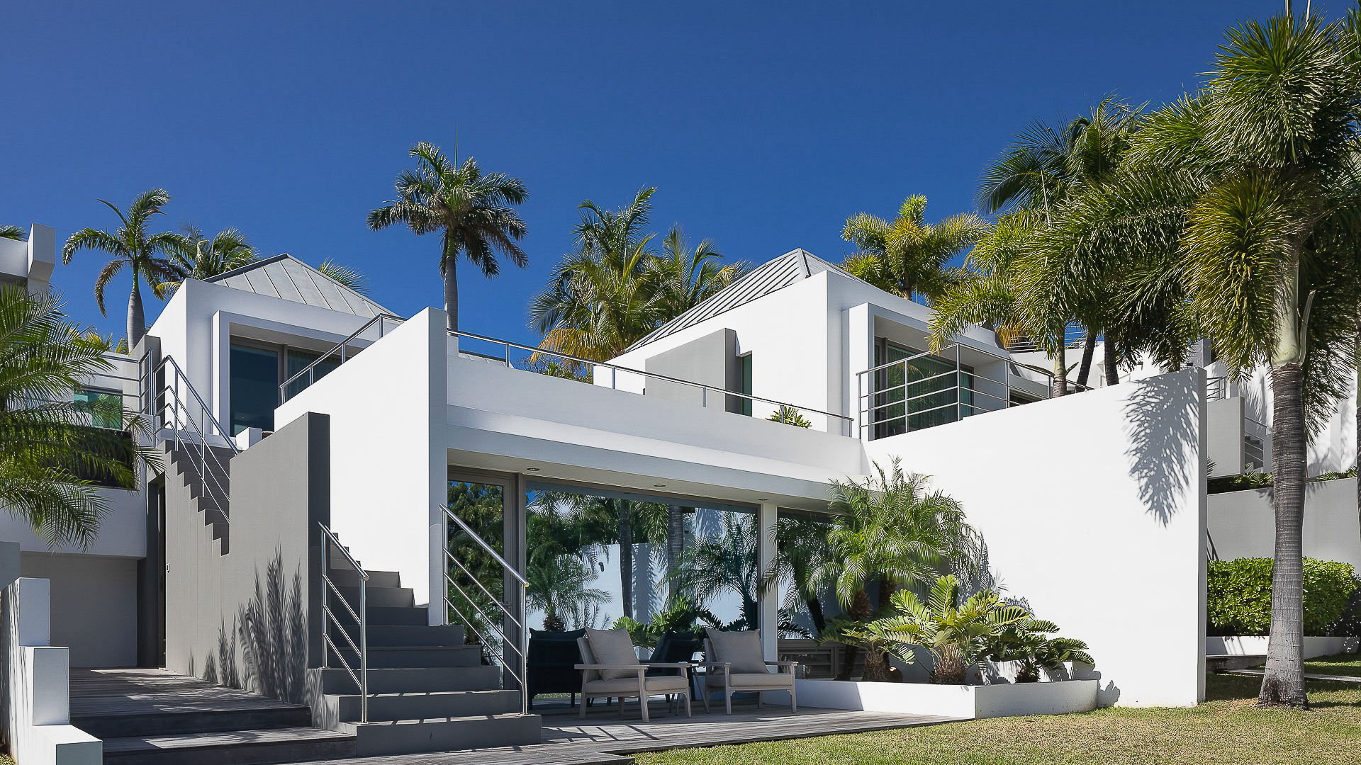 Nirvana - 5-bedroom luxury villa in Nirvana

        
        
            
                Lurin - Image 150