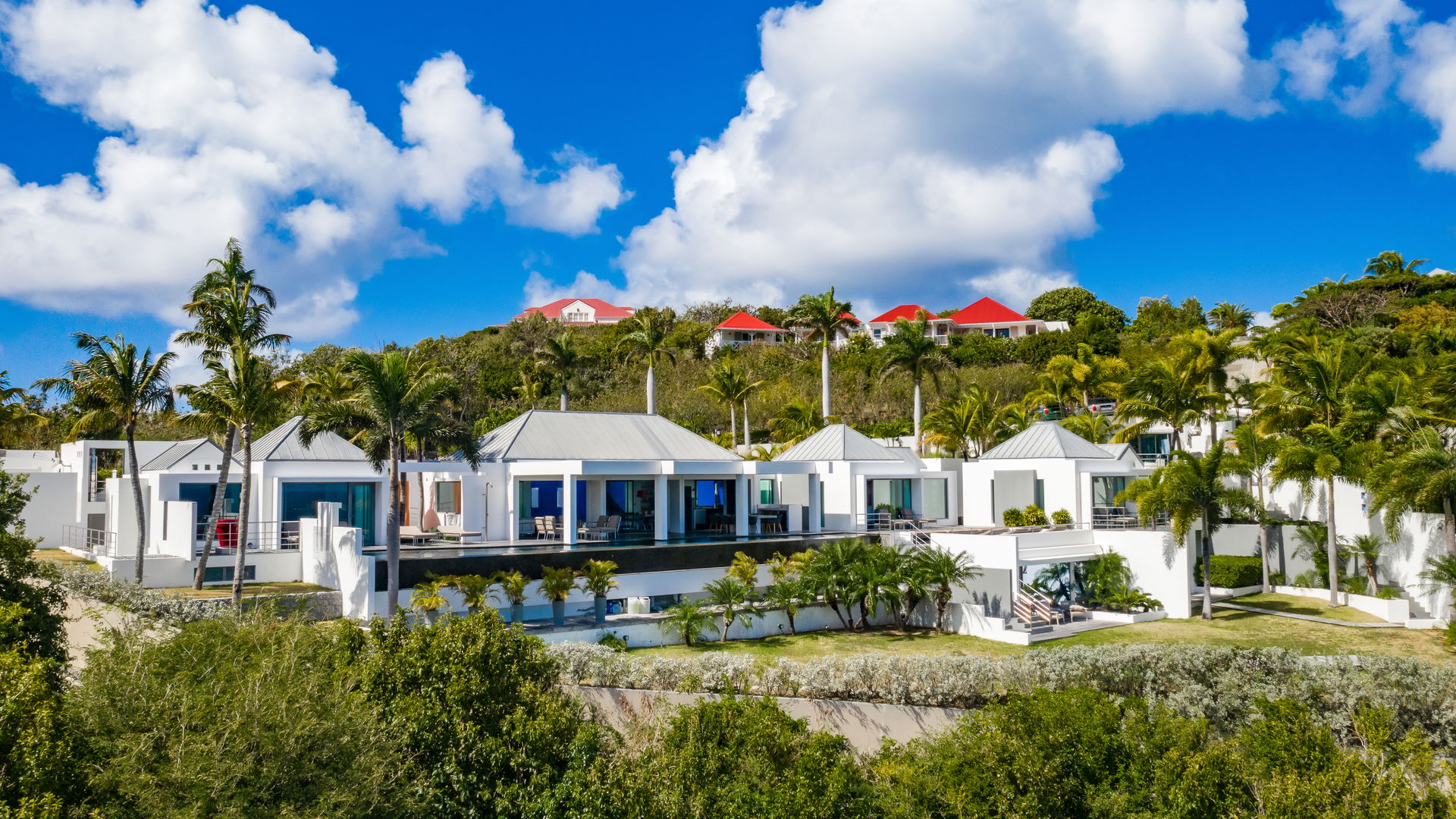 Nirvana - 5-bedroom luxury villa in Nirvana

        
        
            
                Lurin - Image 154