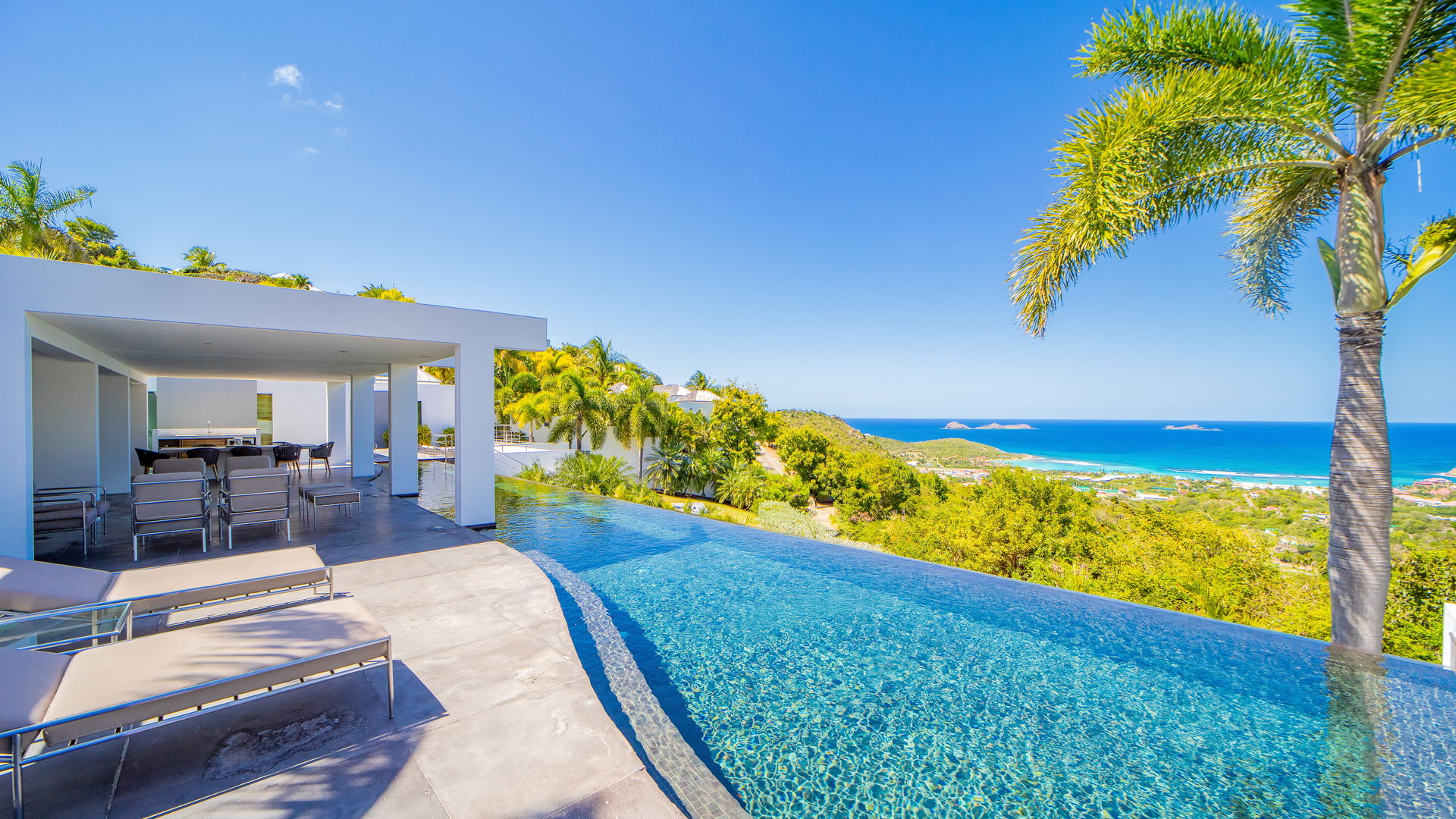 Nirvana - 5-bedroom luxury villa in Nirvana

        
        
            
                Lurin - Image 57