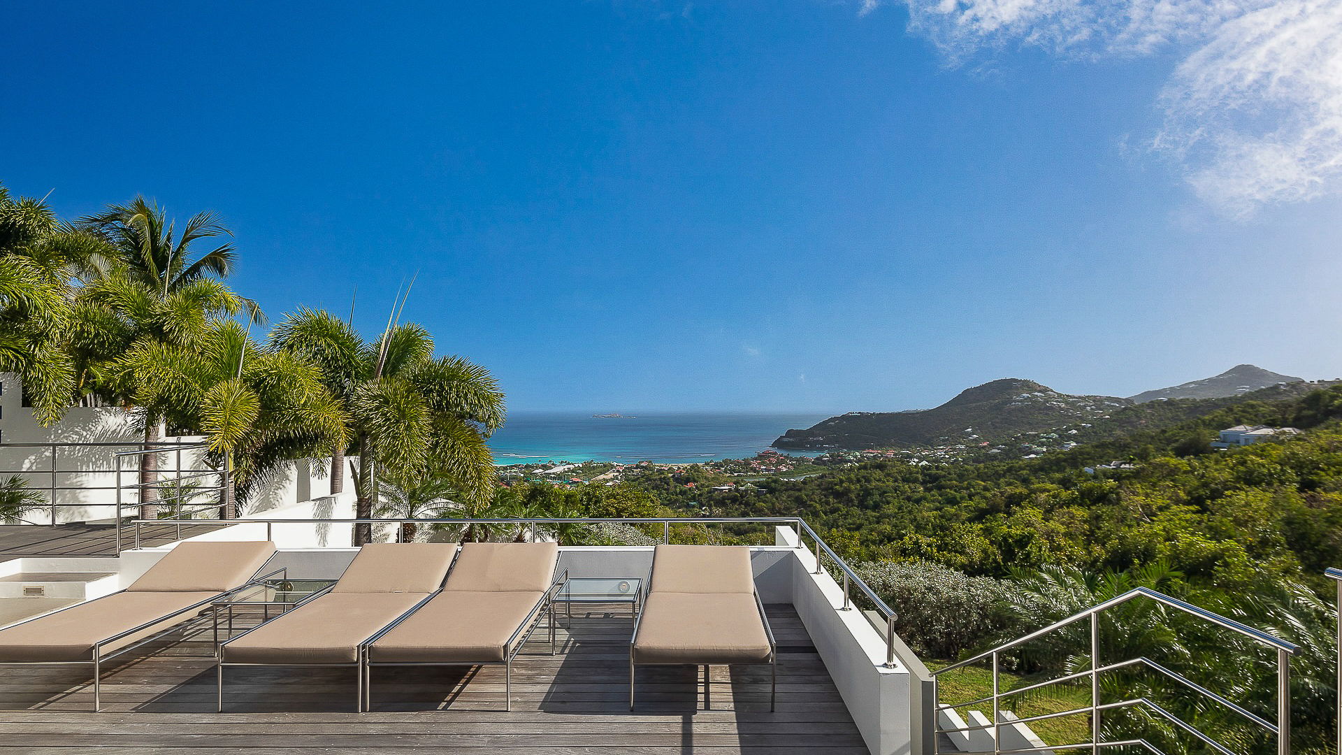 Nirvana - 5-bedroom luxury villa in Nirvana

        
        
            
                Lurin - Image 118