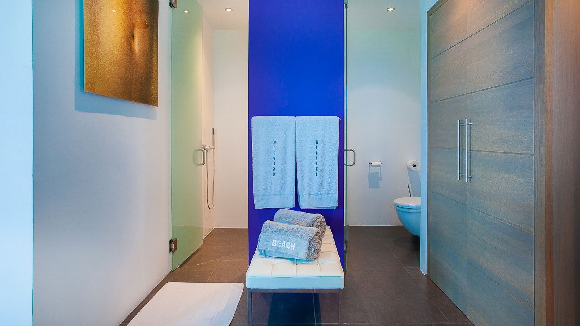 Nirvana - 5-bedroom luxury villa in Nirvana

        
        
            
                Lurin - Image 111