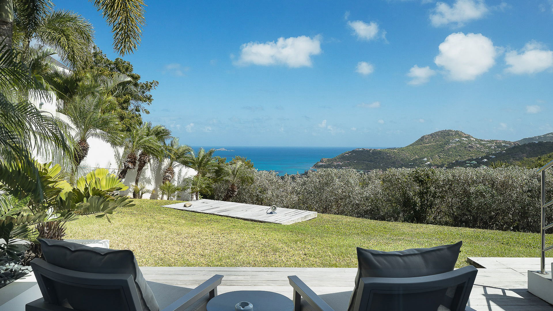 Nirvana - 5-bedroom luxury villa in Nirvana

        
        
            
                Lurin - Image 128