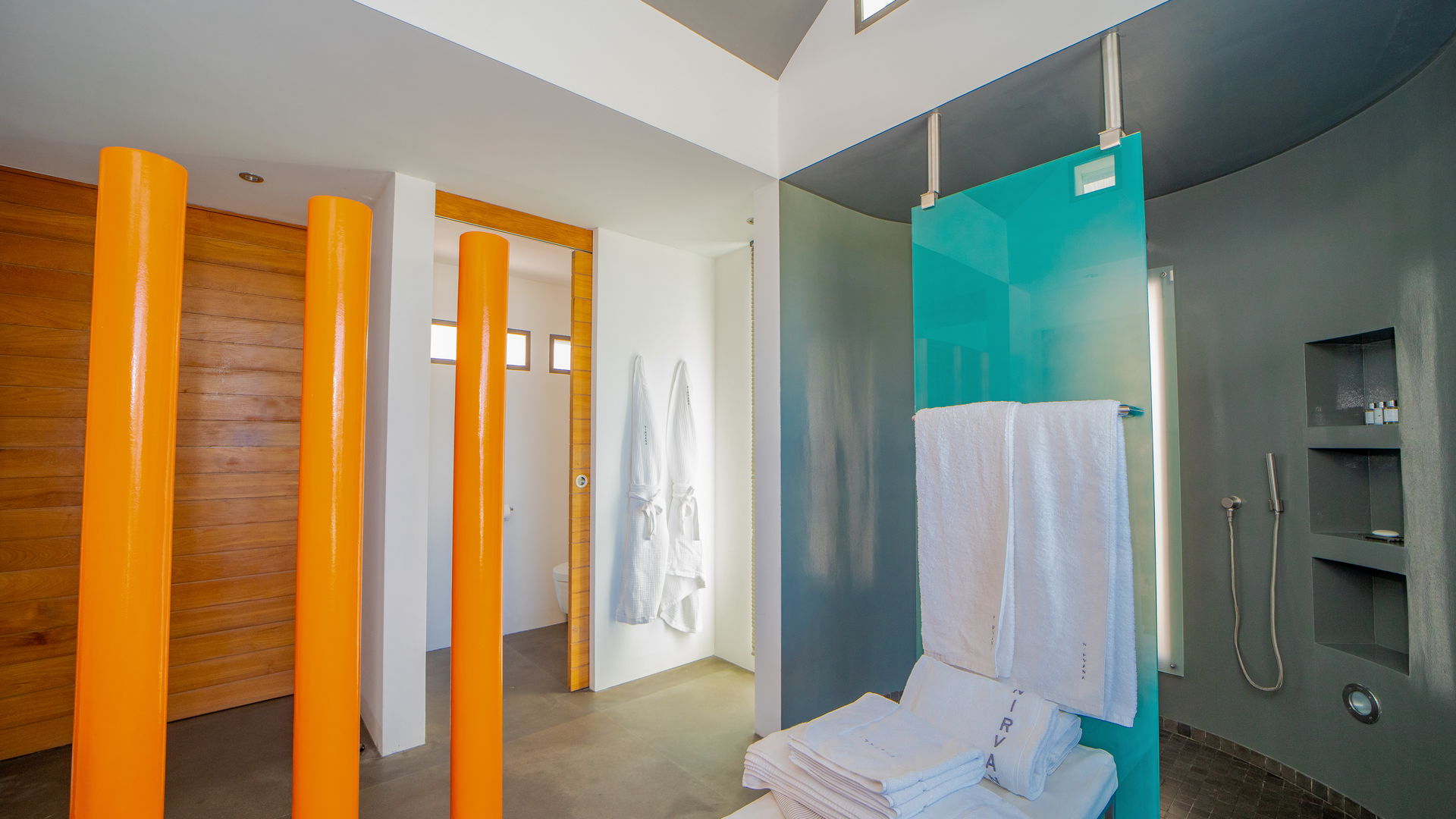 Nirvana - 5-bedroom luxury villa in Nirvana

        
        
            
                Lurin - Image 50