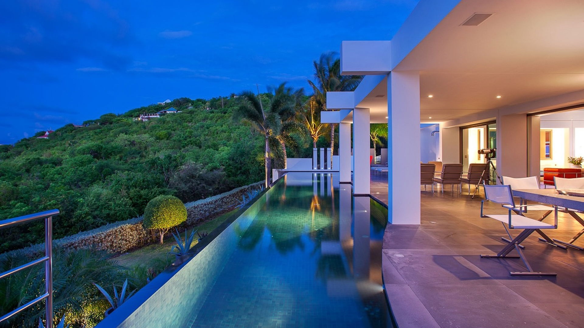 Nirvana - 5-bedroom luxury villa in Nirvana

        
        
            
                Lurin - Image 78