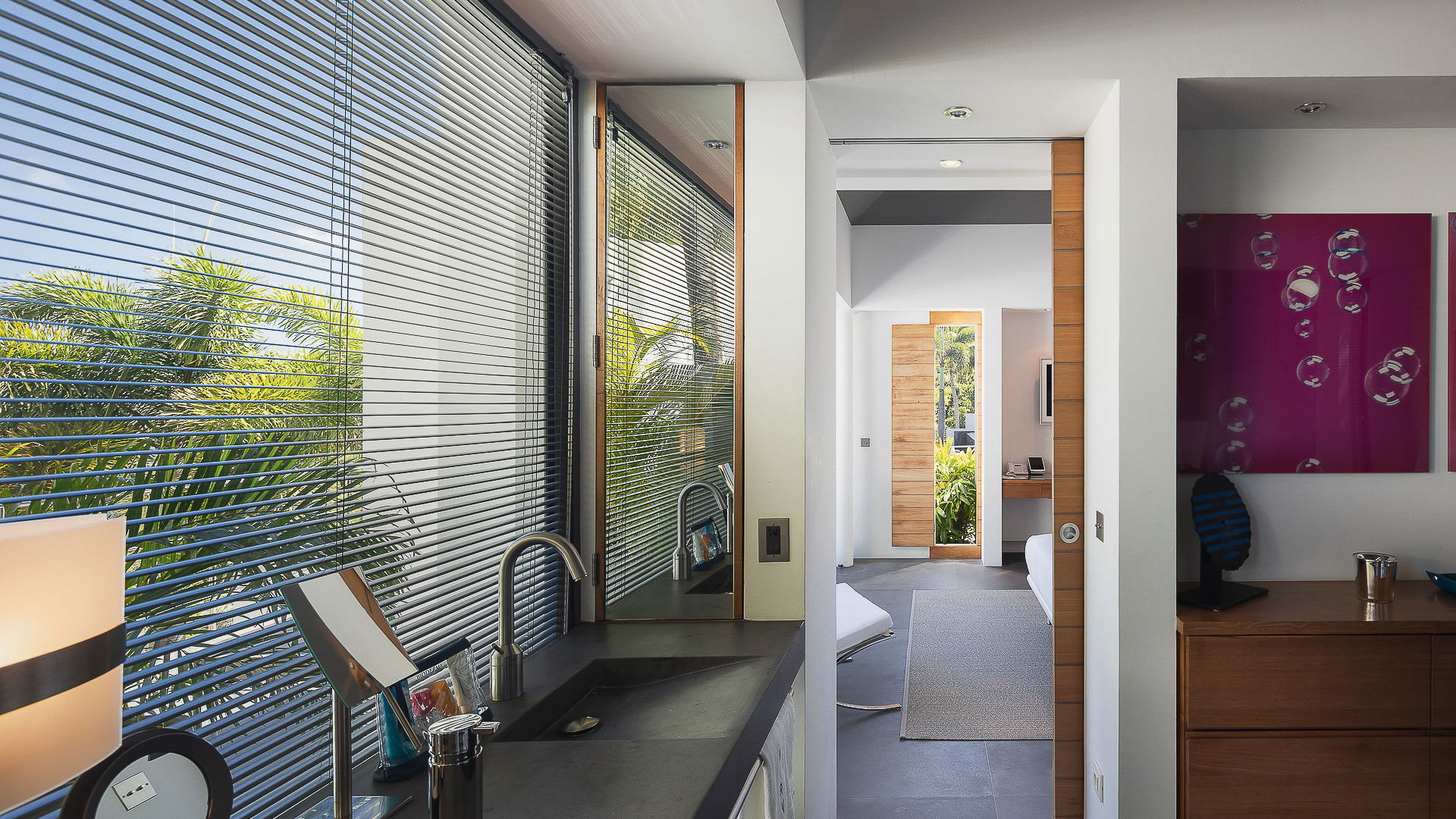 Nirvana - 5-bedroom luxury villa in Nirvana

        
        
            
                Lurin - Image 106